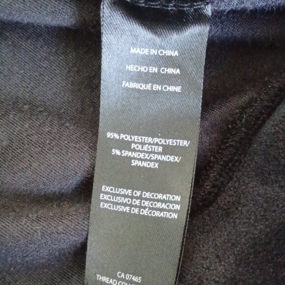 BeBe women's Cropped Velour Comfy Hoodie - Picture 3 of 6